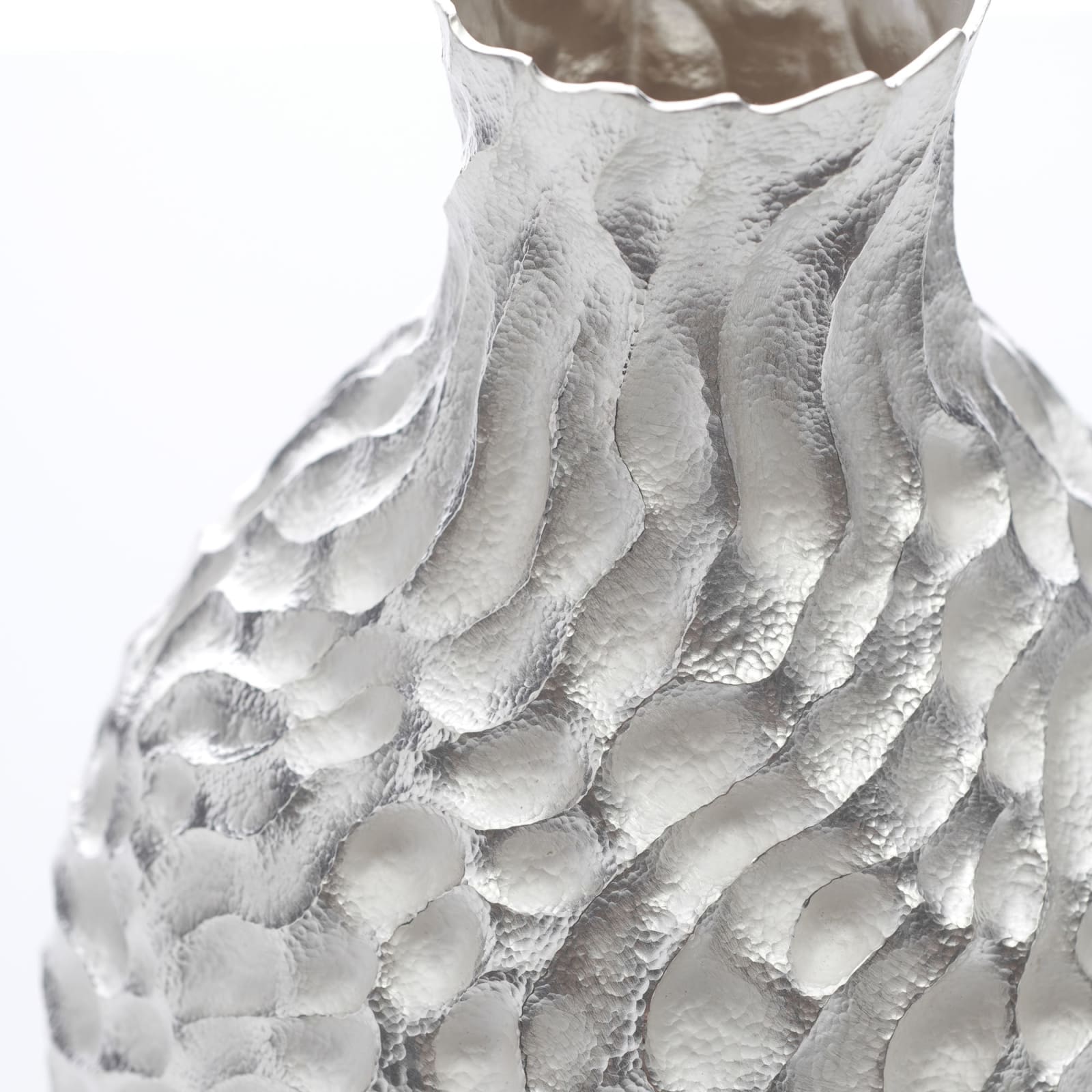 Hiroshi Suzuki, Miyabi-Fire Vase, 2022