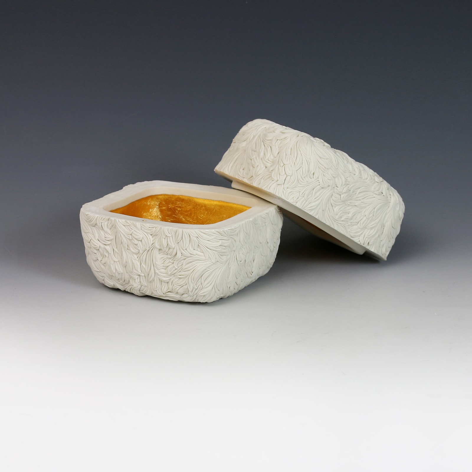 Hitomi Hosono, A Square Michikusa Box, 2016
