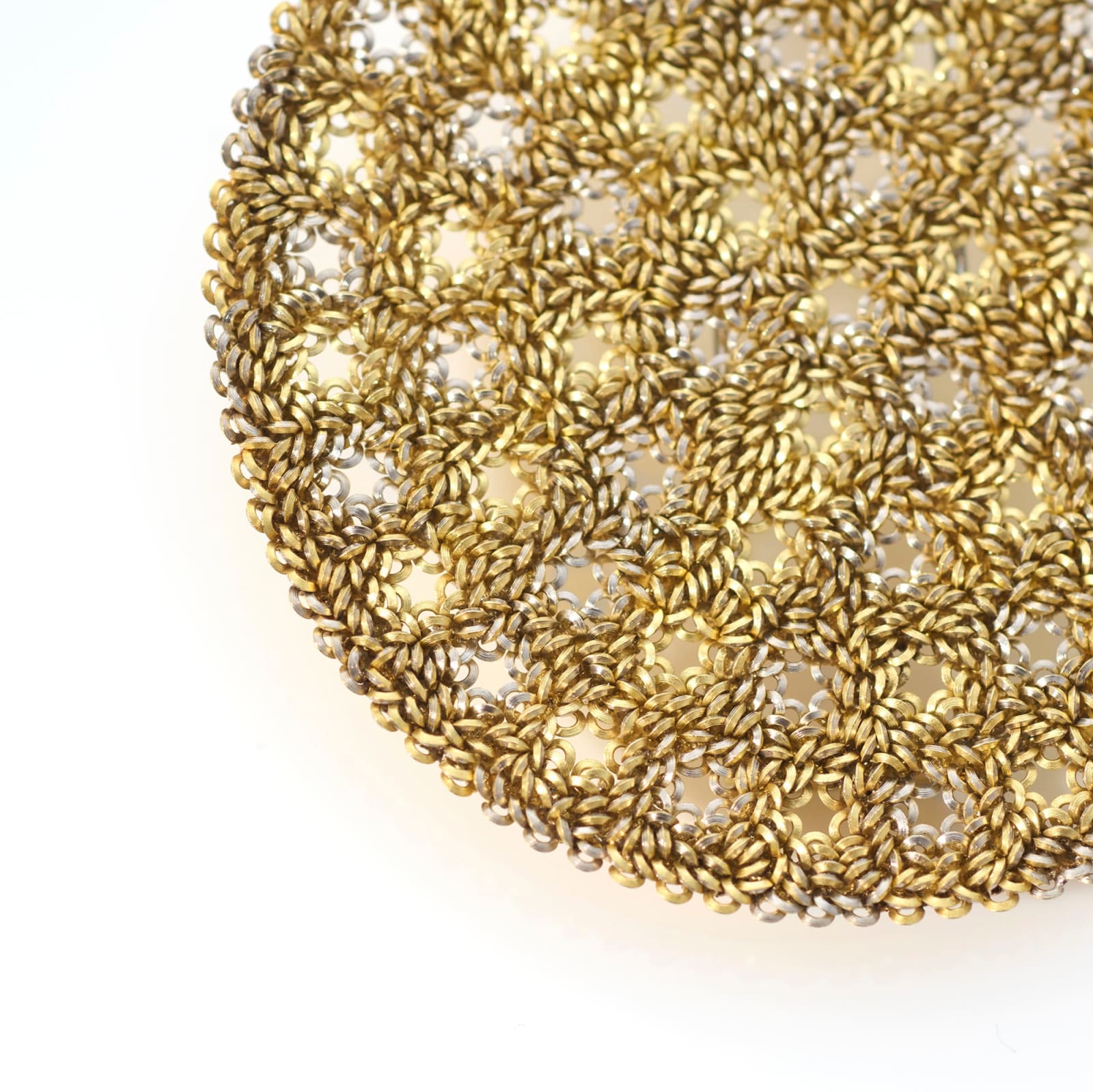 Andrew Lamb, Lenticular Brooch, 2016