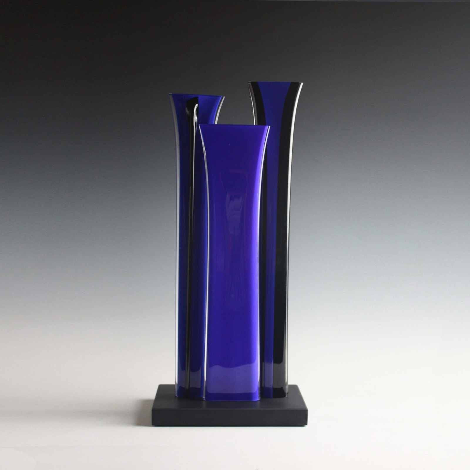 Rachael Woodman, Lapis Blue and Black Vertical, 2011