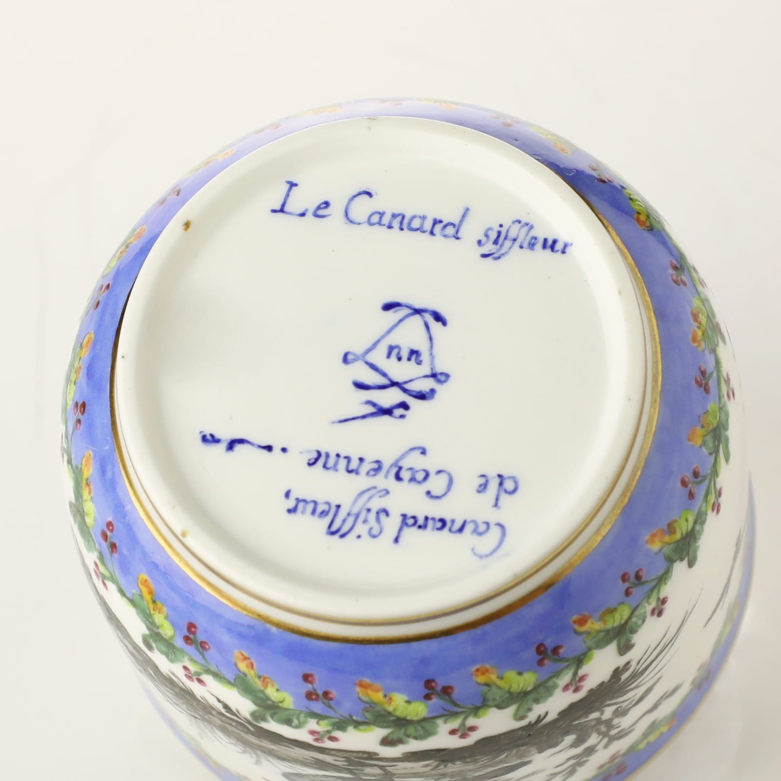 Sèvres Porcelain, A Soft-Paste Sèvres Porcelain Sugar Bowl and Cover, 1790