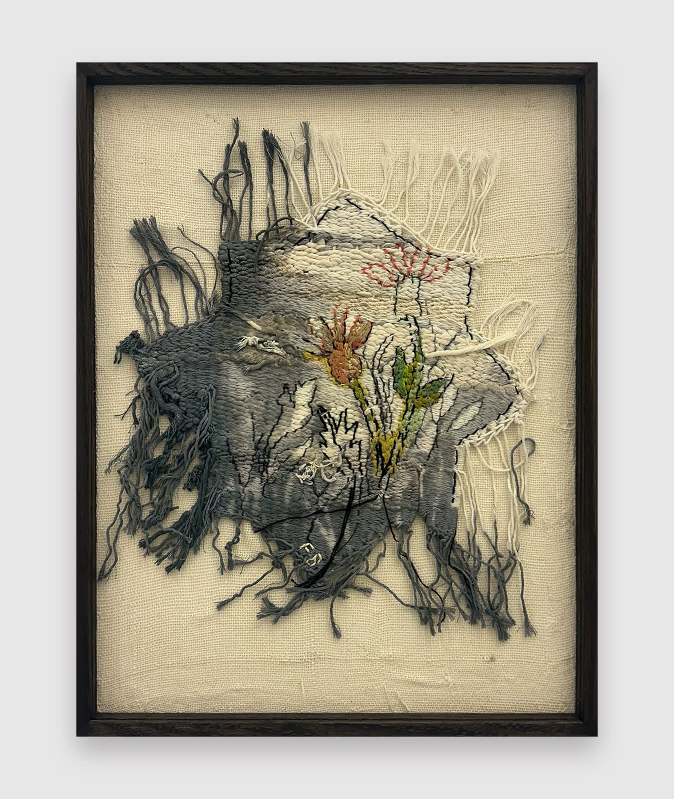Fariba Boroufar. Iranian Artist. Contemporary African Art in Paris. AFIKARIS. Wool weaving. Acrylic Painting. Hybridity of techniques. Decaying beauty of these abandoned structures.