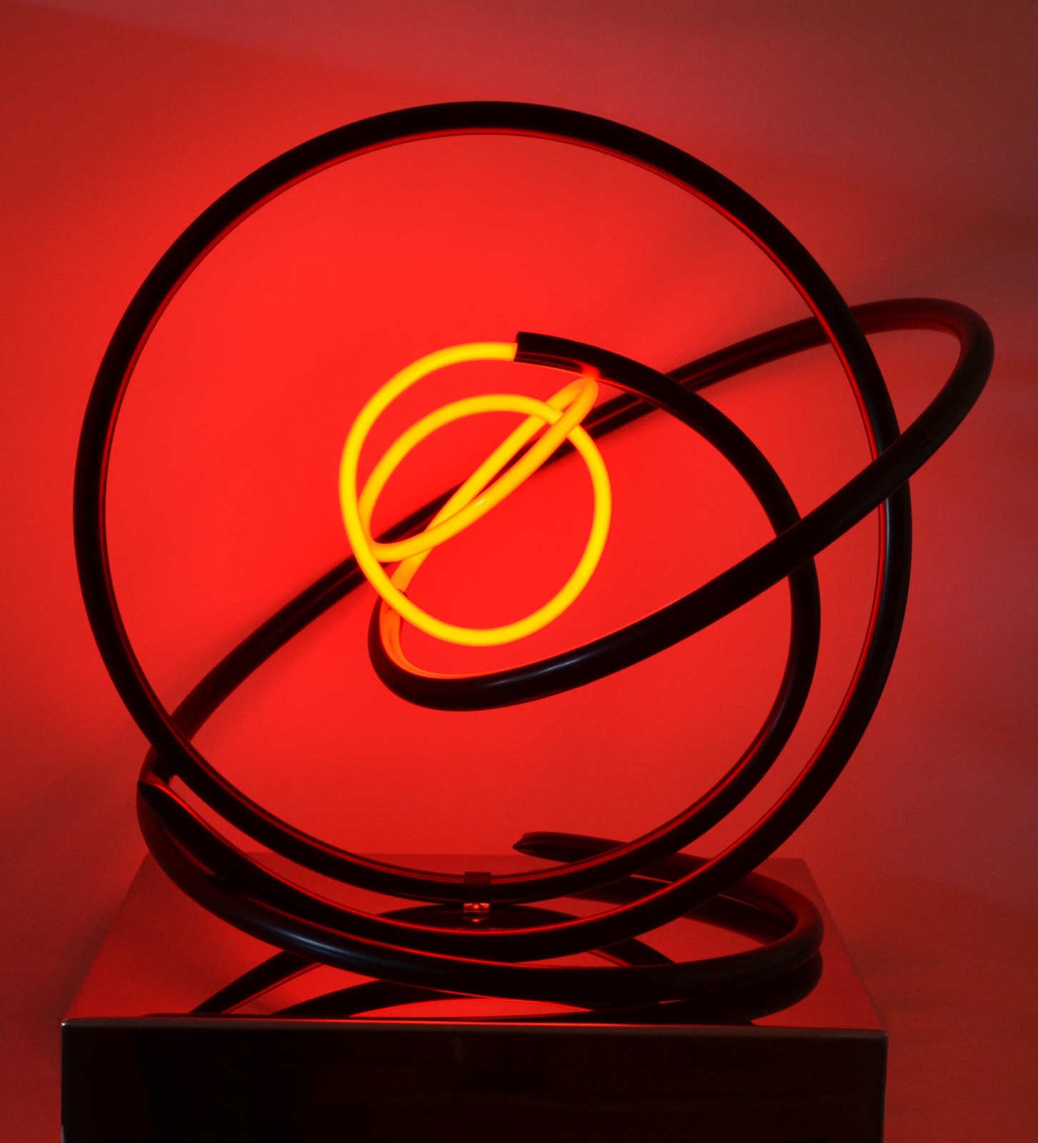 Mark Beattie, Red Neon Orb, 2017
