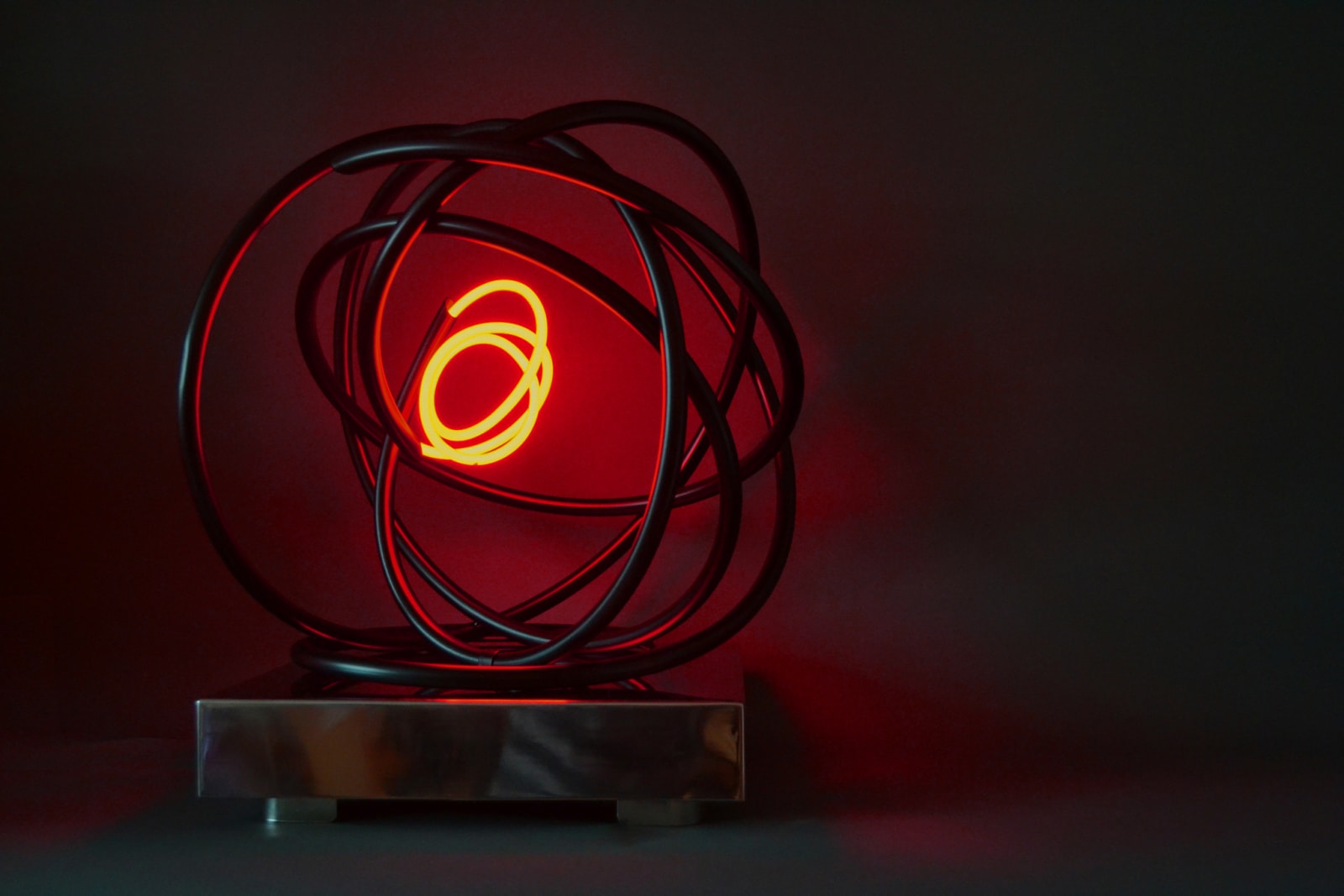 Mark Beattie, Small Red Neon Orb, 2018