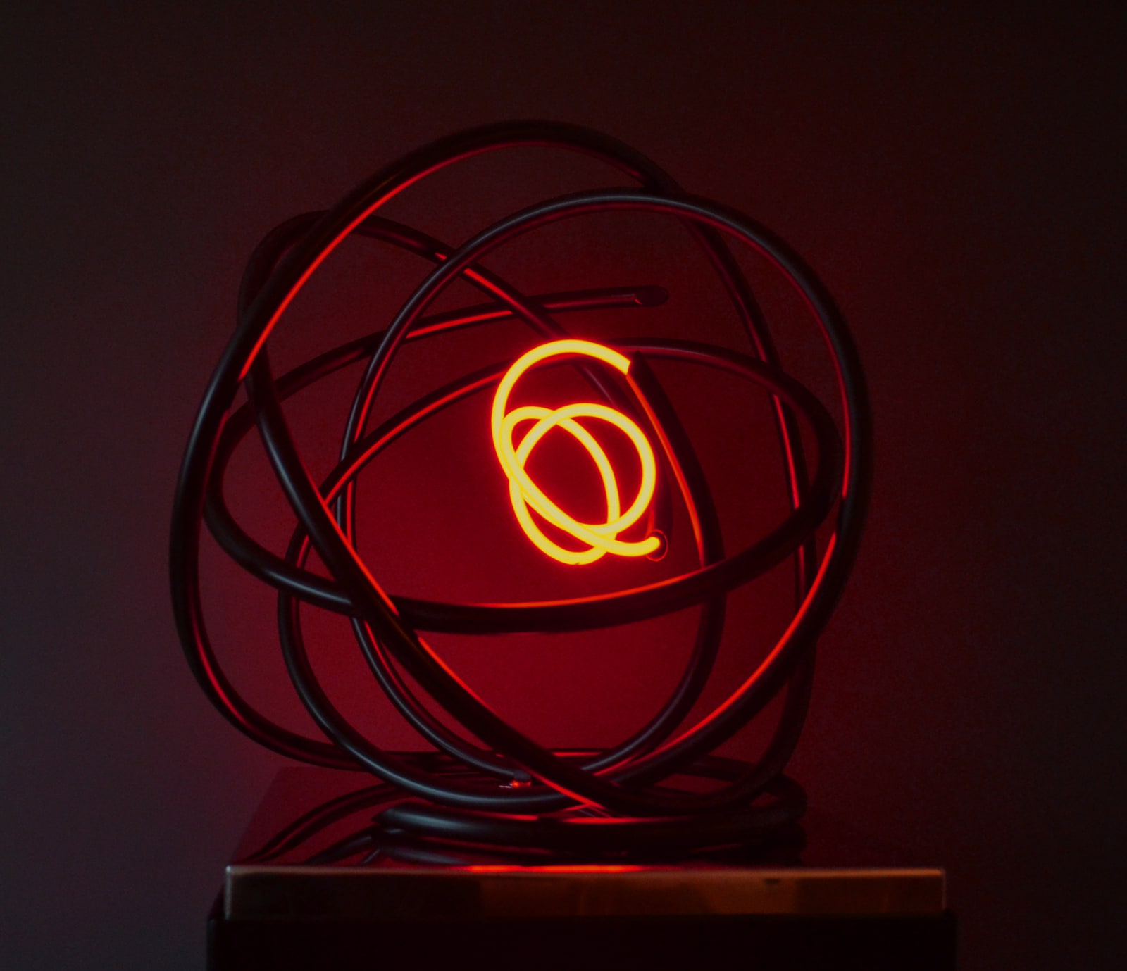 Mark Beattie, Small Red Neon Orb, 2018