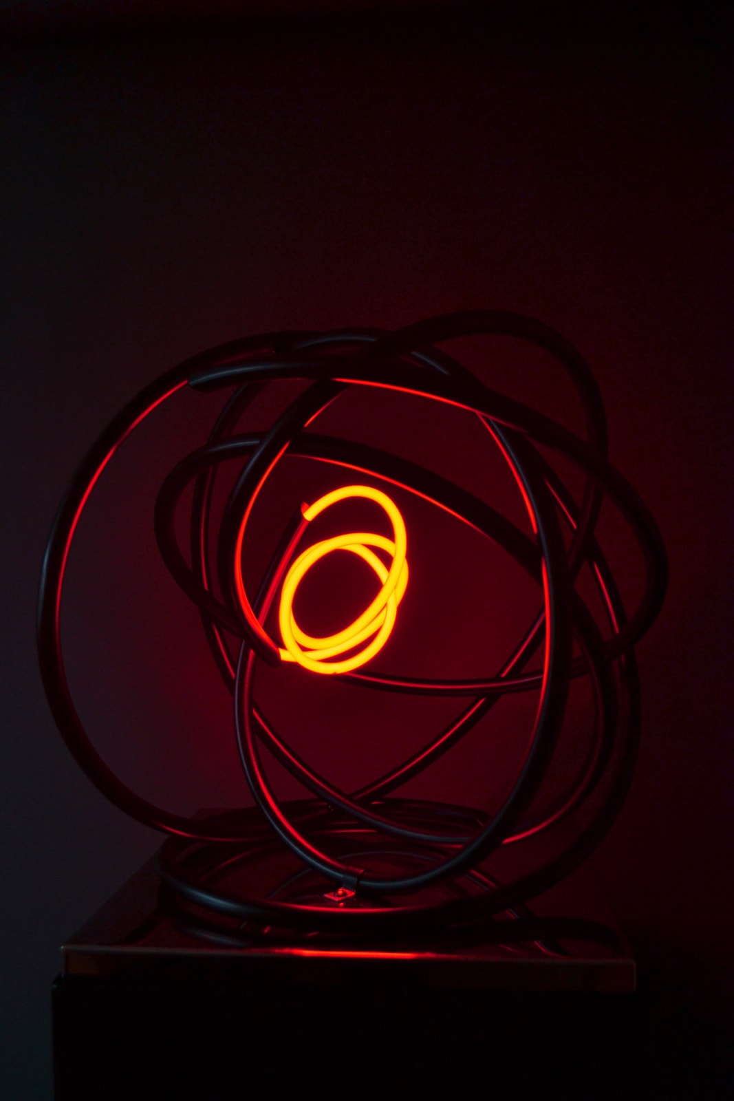 Mark Beattie, Small Red Neon Orb, 2018