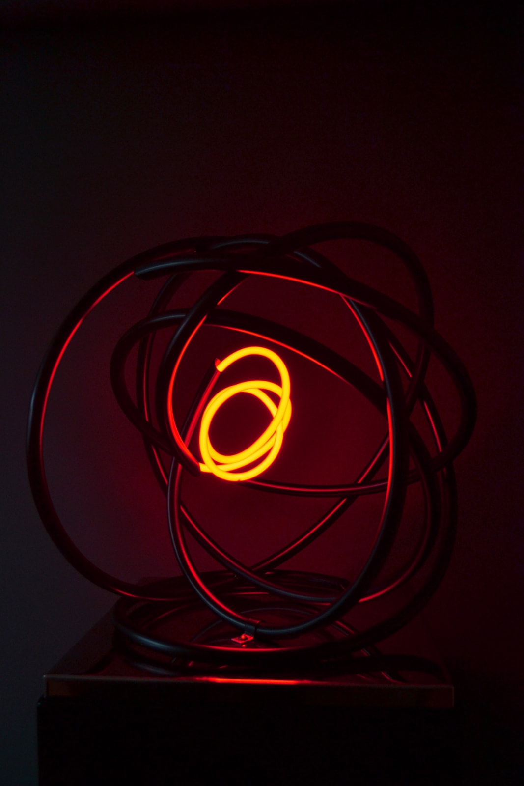 Mark Beattie, Small Red Neon Orb, 2018