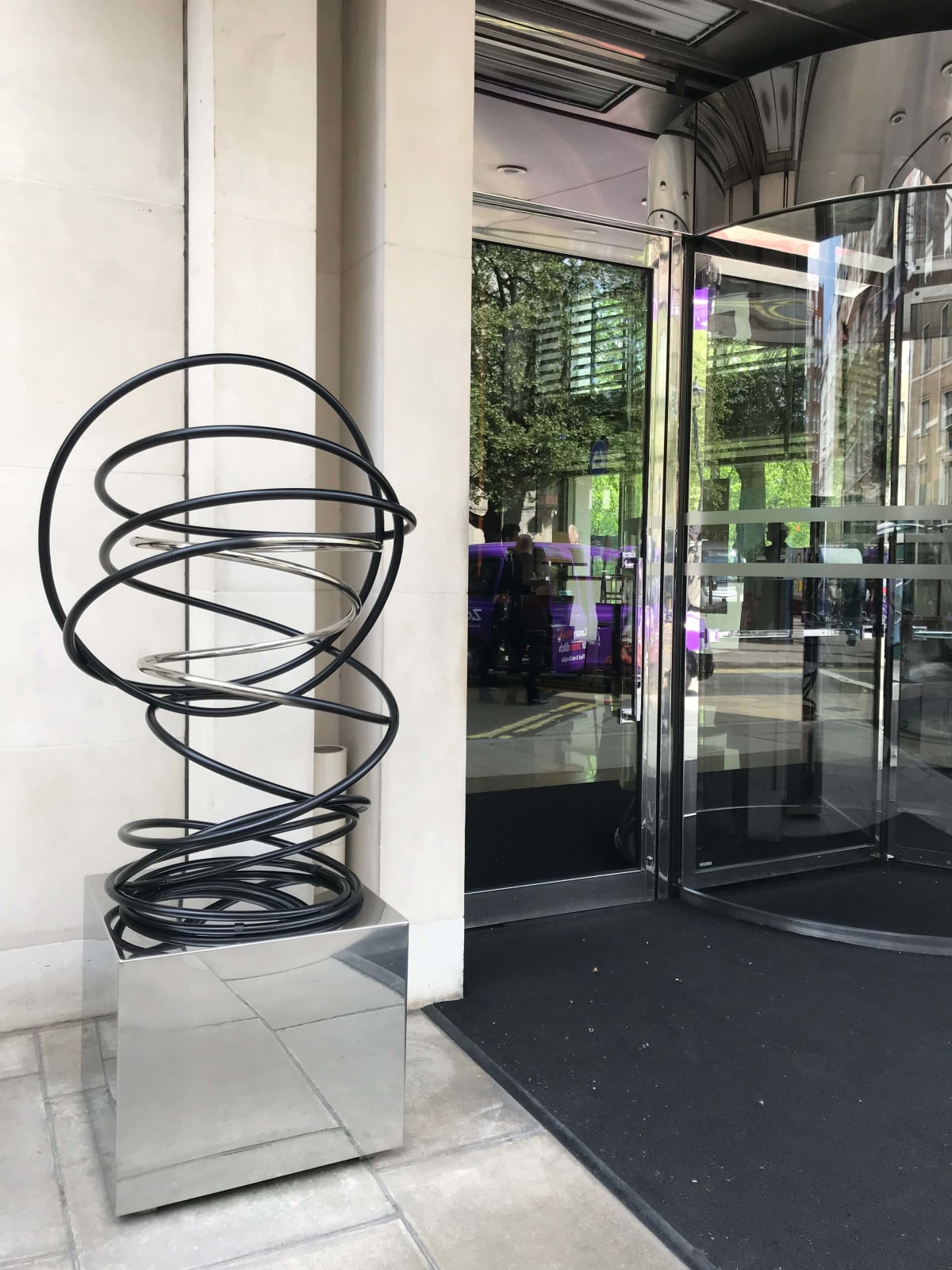 Mark Beattie, Silver in Black Tall Spiral, 2018