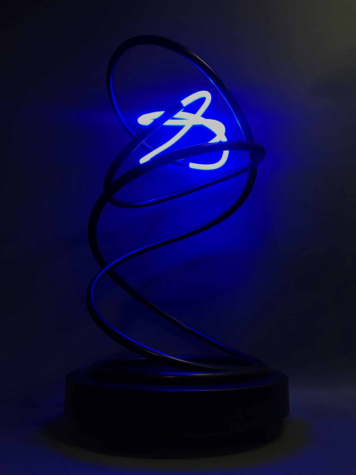 Mark Beattie, Blue Neon Orb, 2018