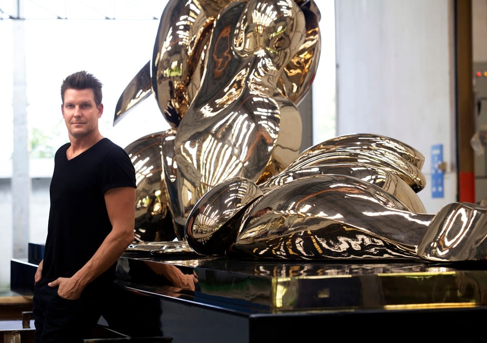 MOORE'S CANOVA MONUMENTAL, 2014