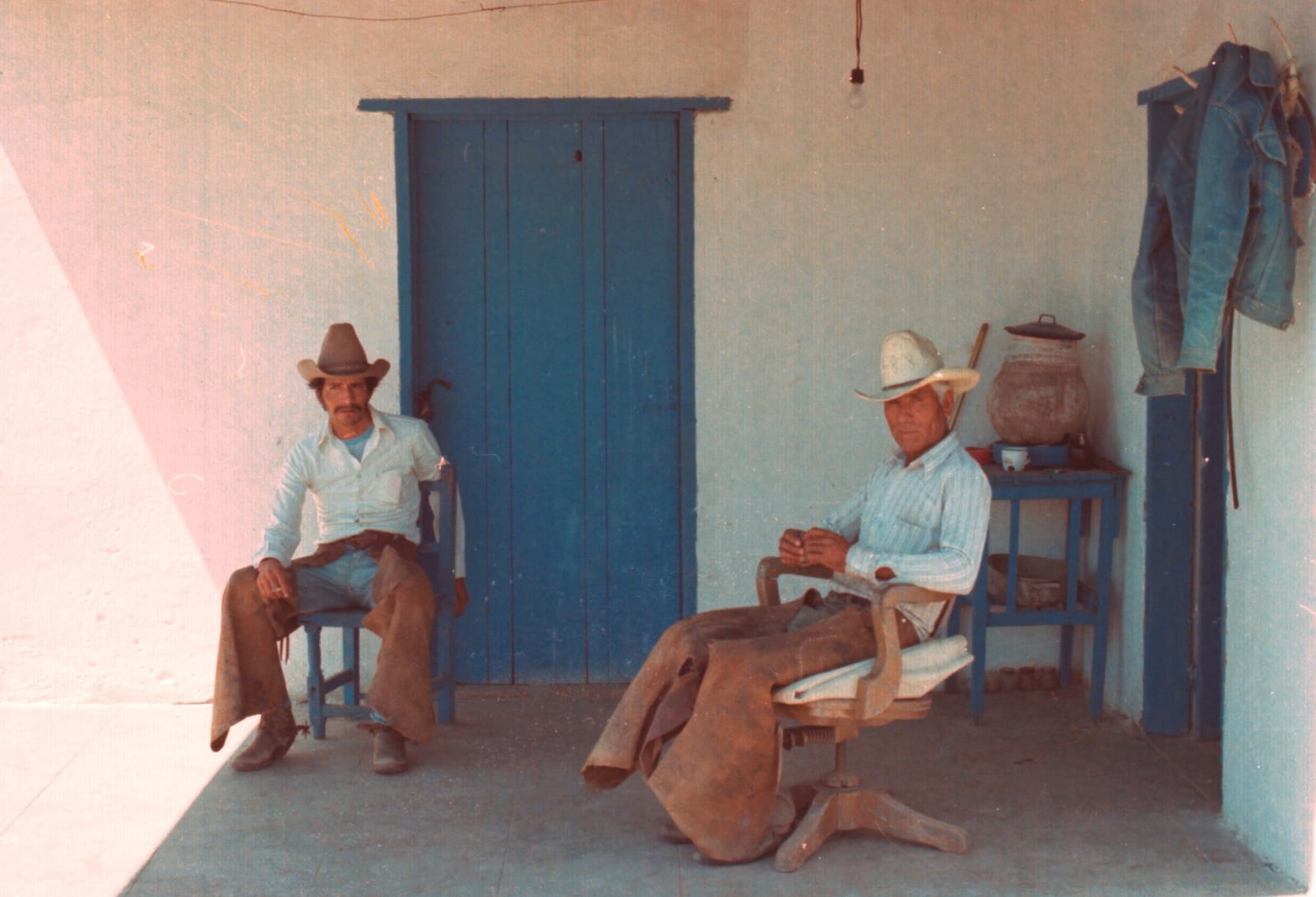 Alberto Herrera, Vaqueros con chaparerras