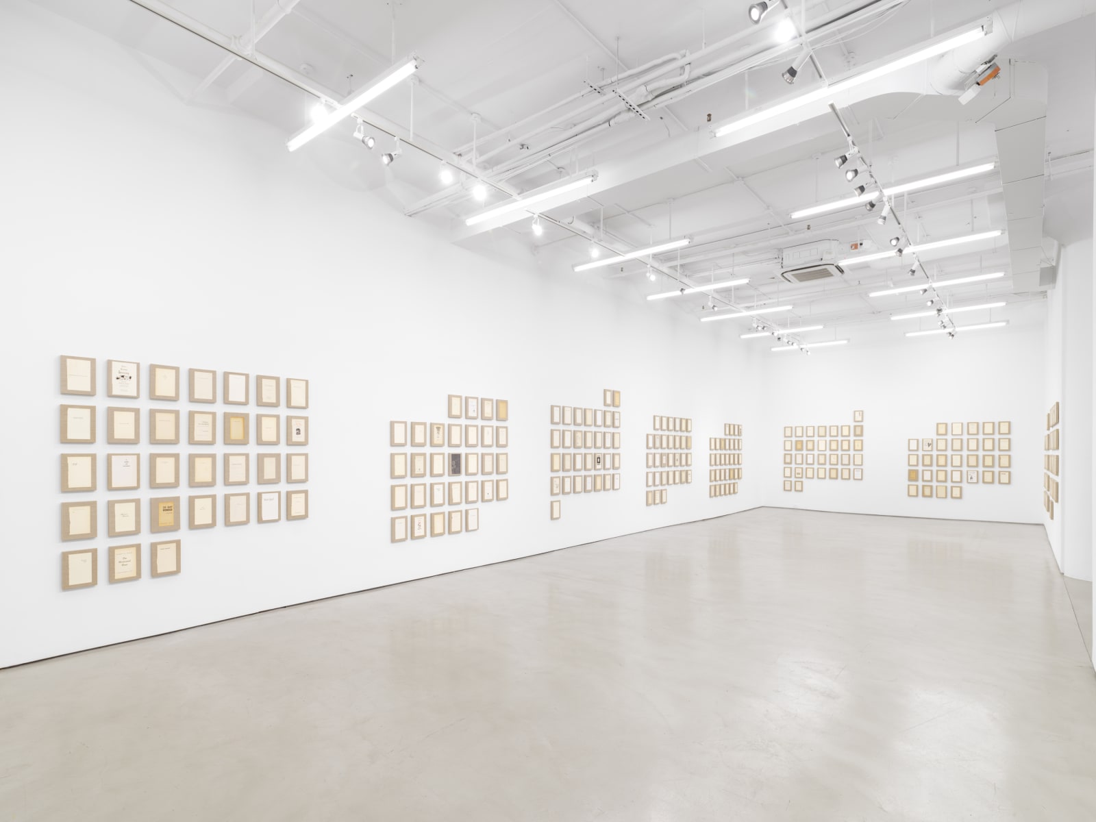Valeska Soares, Broken Year (March 2020), 2020-2021
