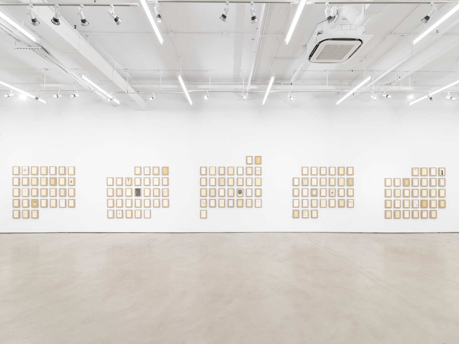 Valeska Soares, Broken Year (April 2020), 2020-2021