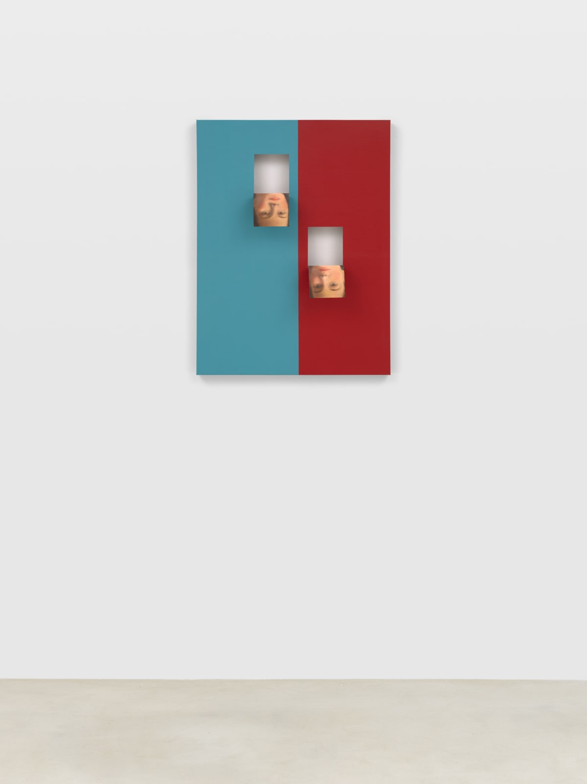 Valeska Soares, Doubleface (Cobalt Blue/ English Red), 2019