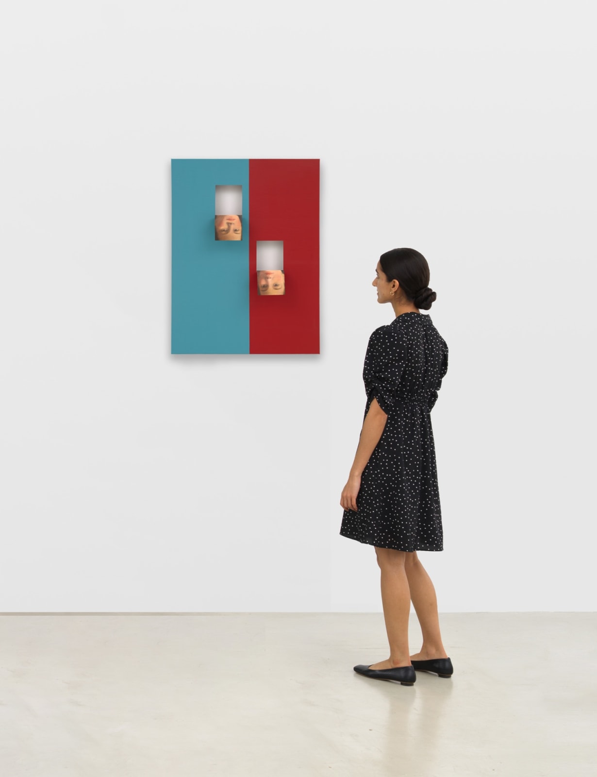 Valeska Soares, Doubleface (Cobalt Blue/ English Red), 2019