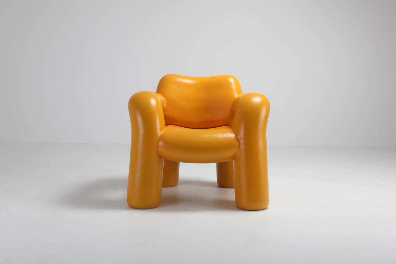 Schimmel & Schweikle, Blown-up Chair, 2018