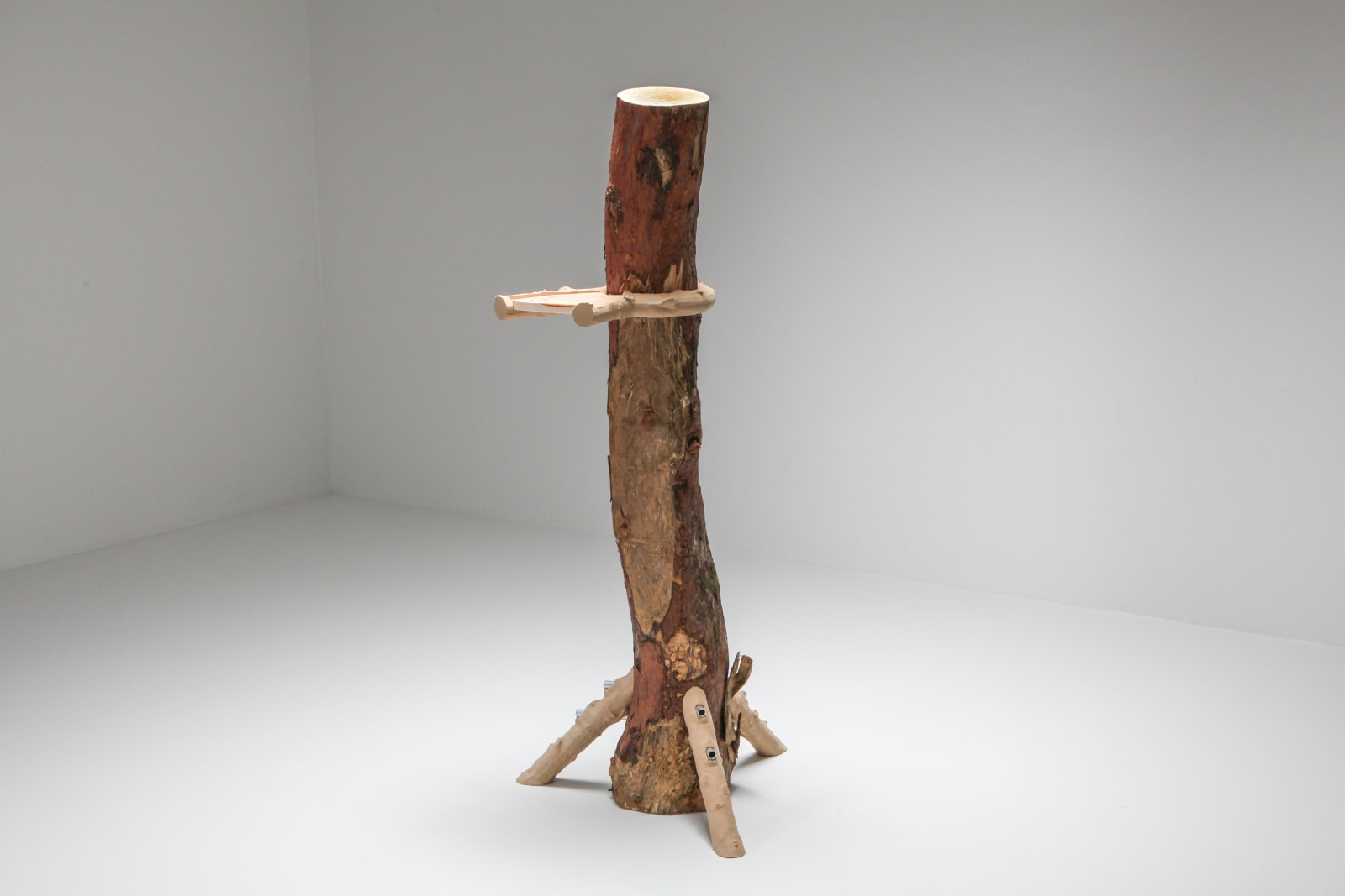 Schimmel & Schweikle, Hugging and Poking shelf, 2020