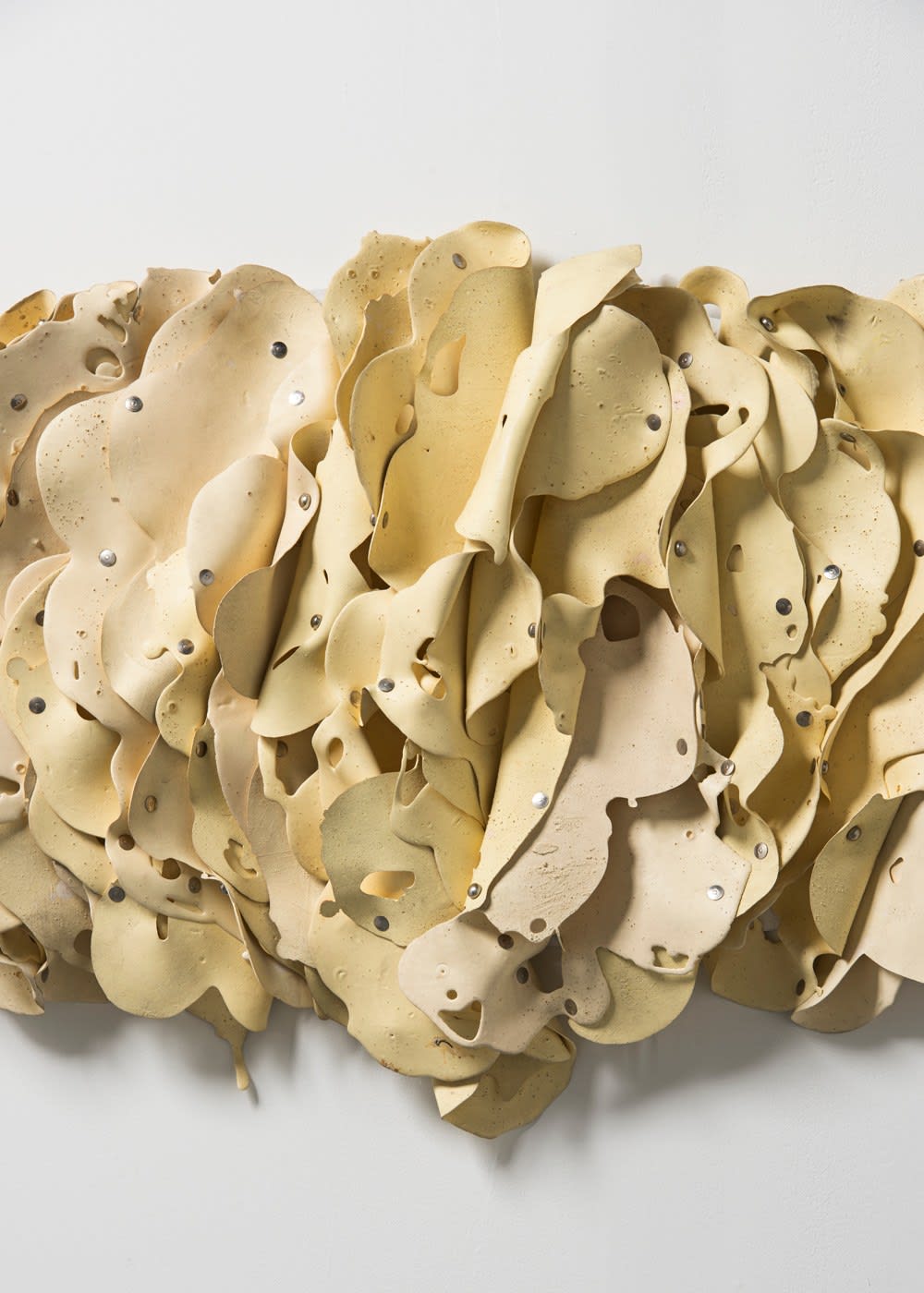 Hannah Wilke, Mellow Yellow, 1975