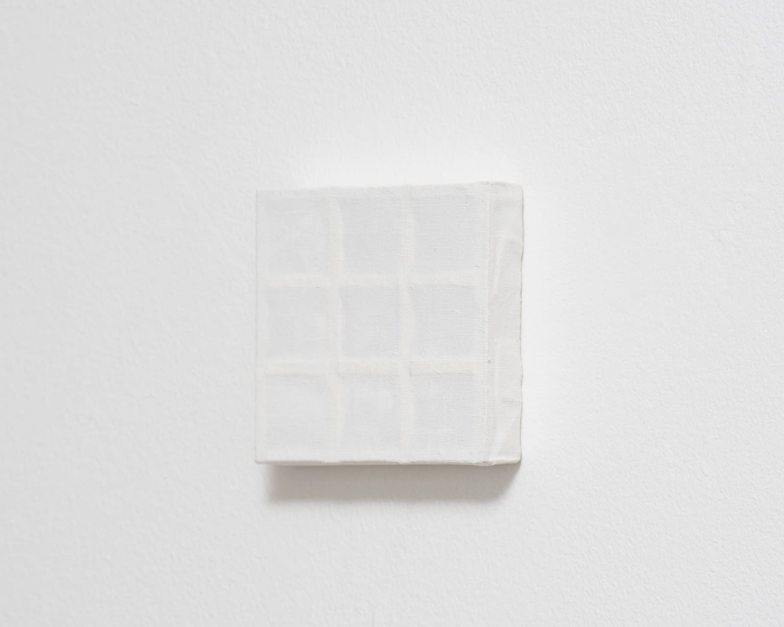 Fernanda Gomes, Untitled, 2017