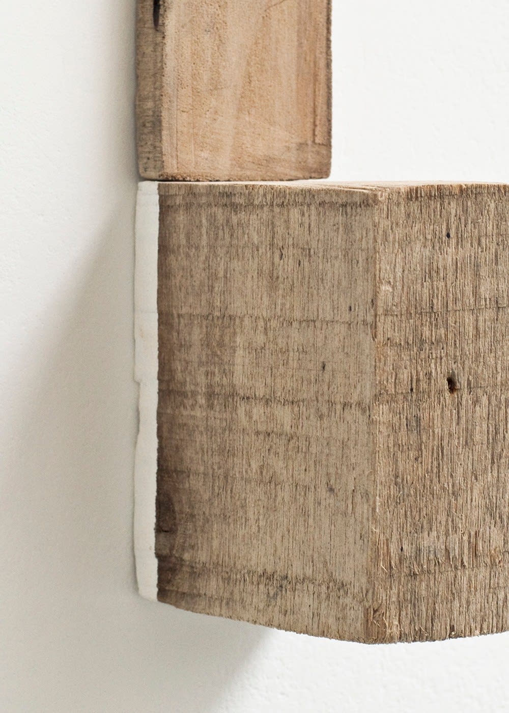 Fernanda Gomes, Untitled, 2014