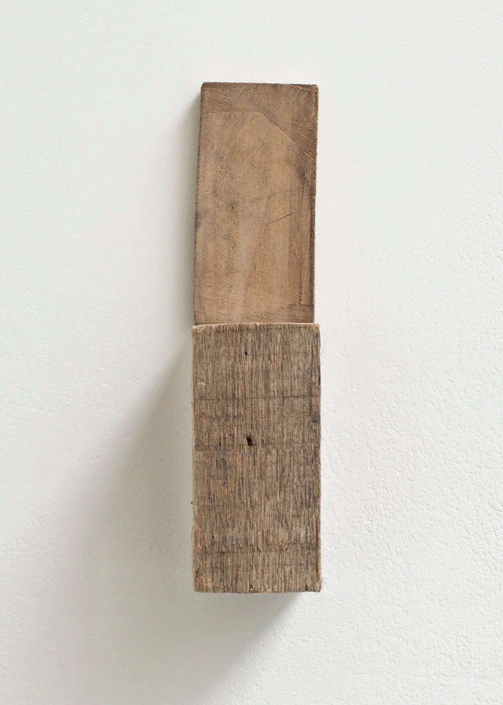 Fernanda Gomes, Untitled, 2014