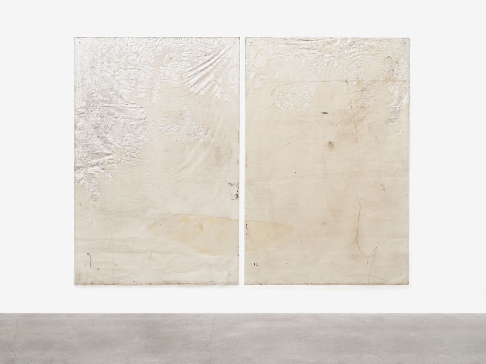 Ian Kiaer, Endnote Tooth, Silver II, 2018