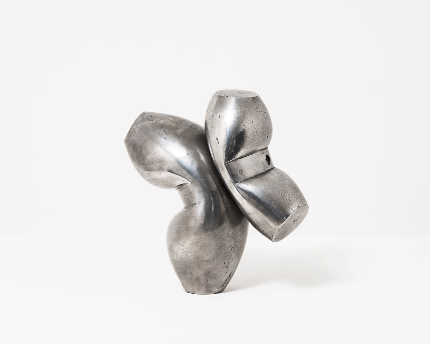 Maria Bartuszová, Two-Part Sculpture V, 1973