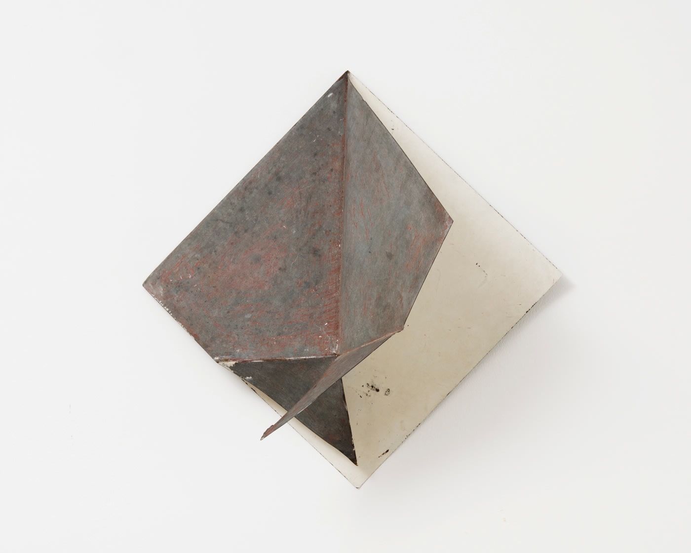 Lygia Clark, Casulo, 1959