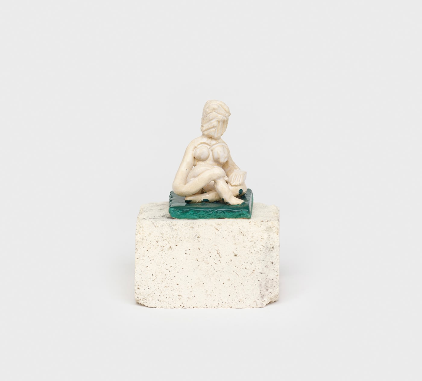 Amy Bessone, Micro-monument no.2 (white/green), 2018
