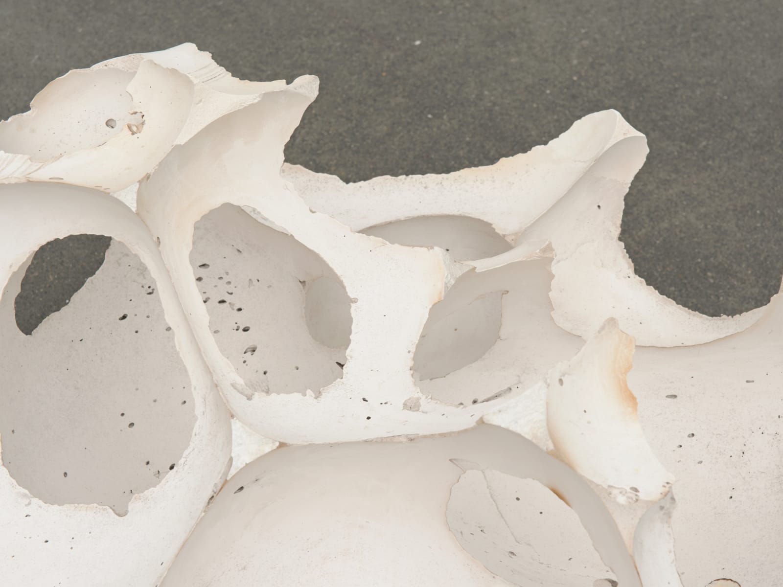 Maria Bartuszová, Untitled, 1986