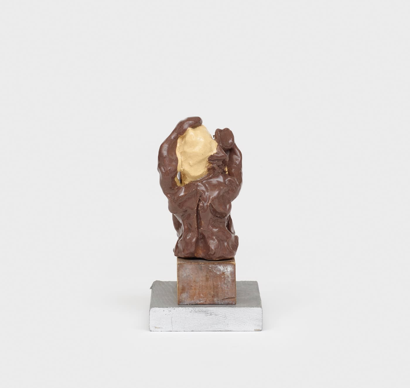 Amy Bessone, Micro-Monument no. 1 (coffee/clear), 2018