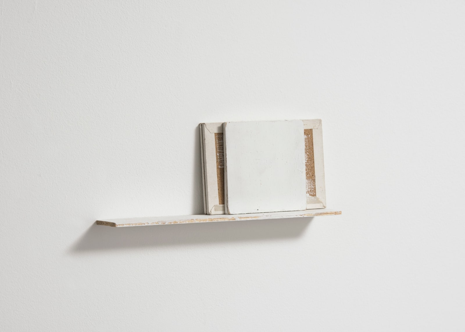 Fernanda Gomes, Untitled, 2017