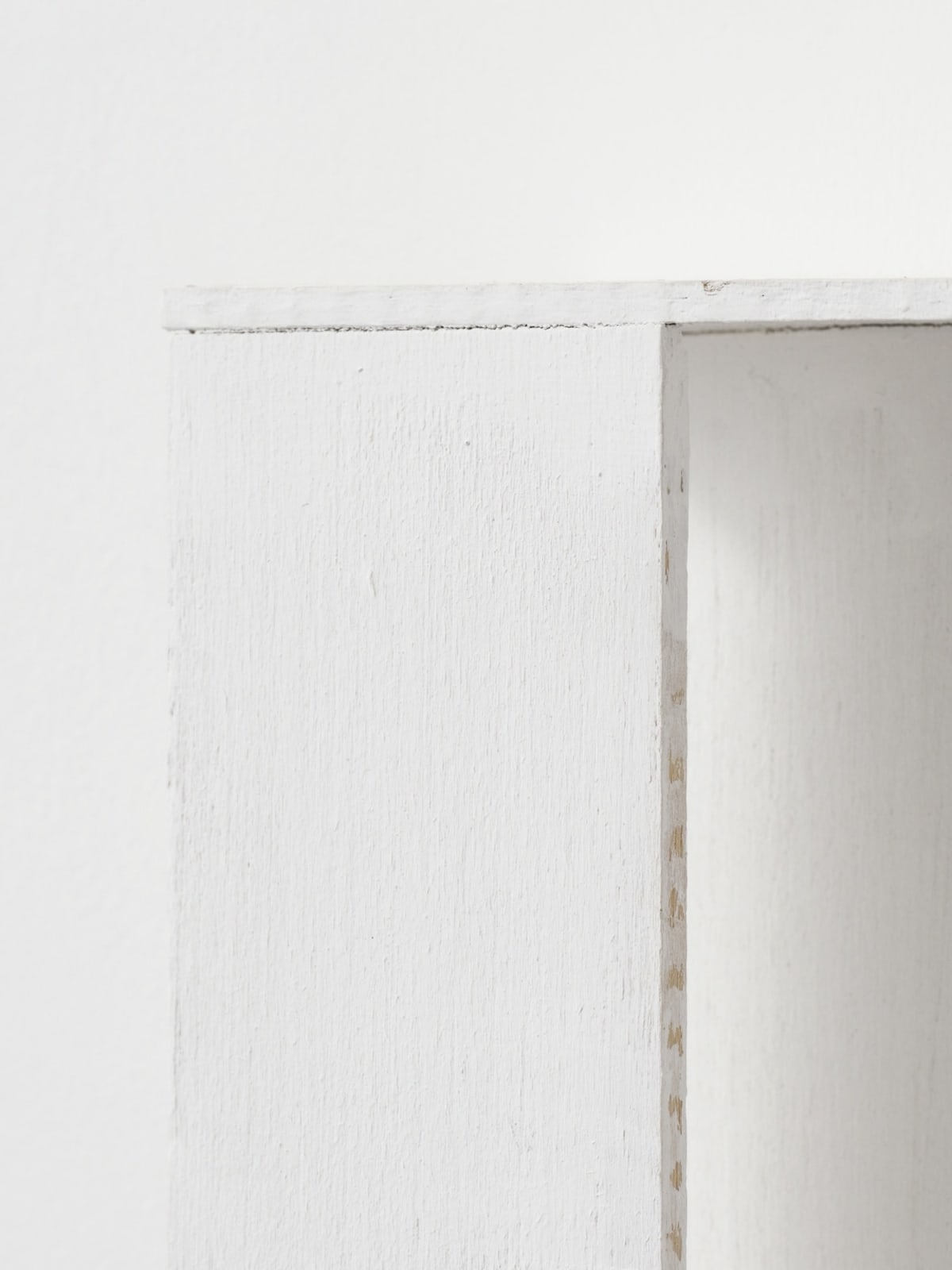 Fernanda Gomes, Untitled, 2016