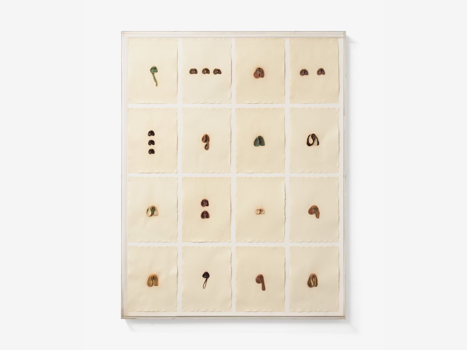 Hannah Wilke, S.O.S. Starification Object Series #4 (Mastication Box), 1975