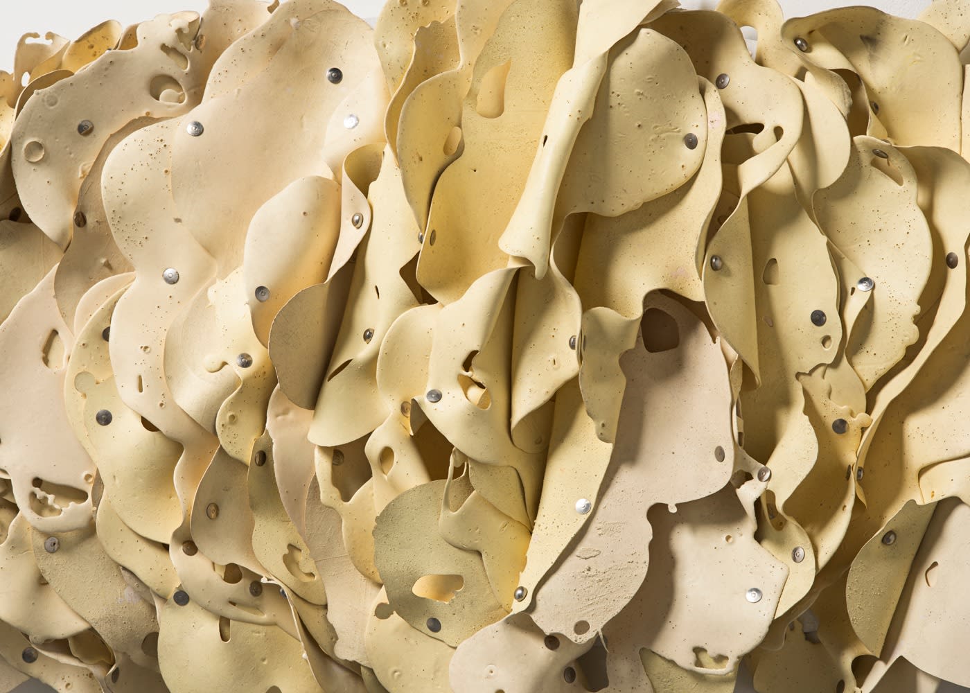 Hannah Wilke, Mellow Yellow, 1975