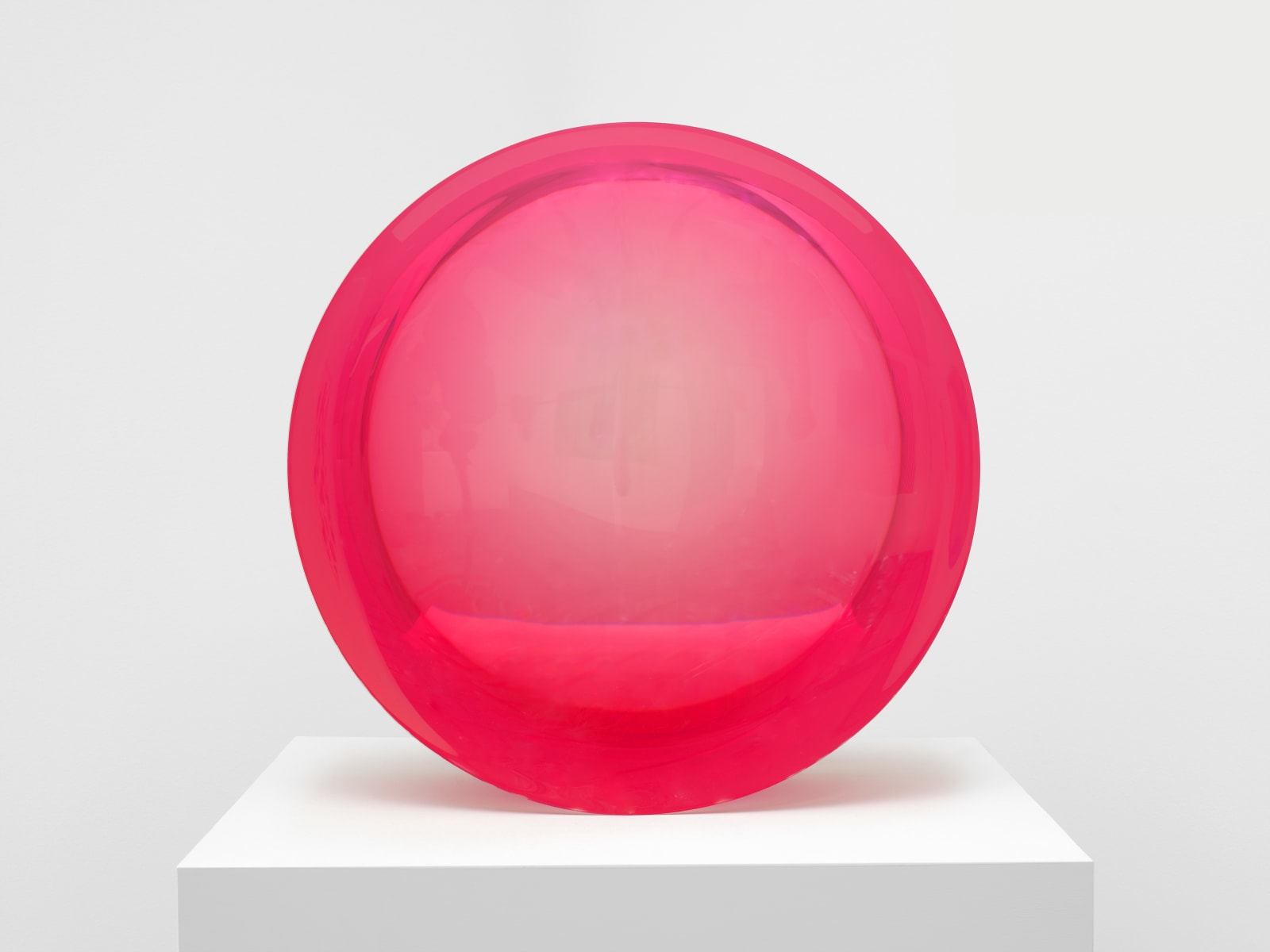 De Wain VALENTINE, Concave Circle Light Rose, 1968