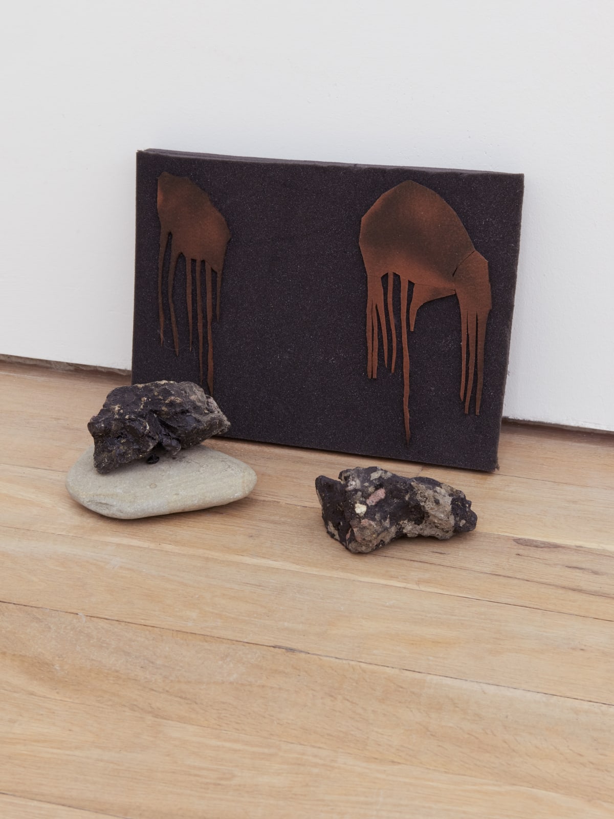 Jewyo Rhii, Stone typing machine, 2017