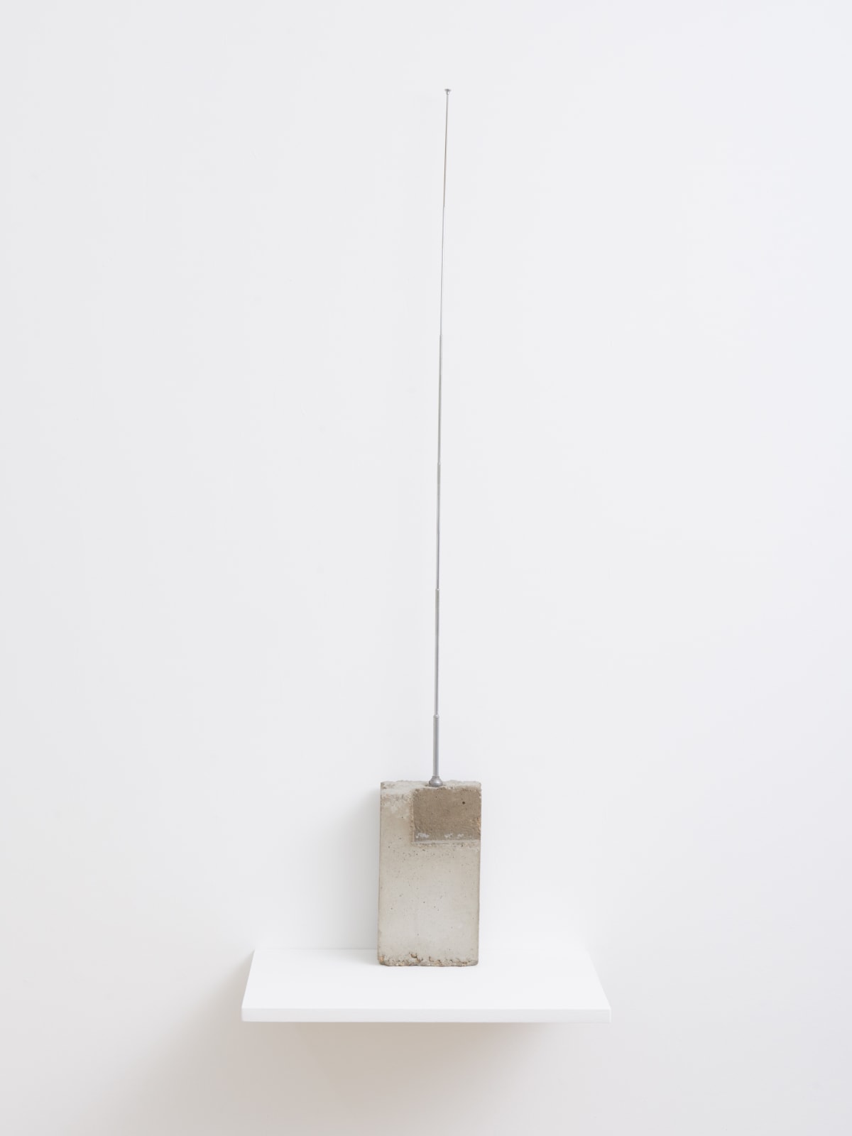 Isa Genzken, Weltemfänger [World Receiver], 1991