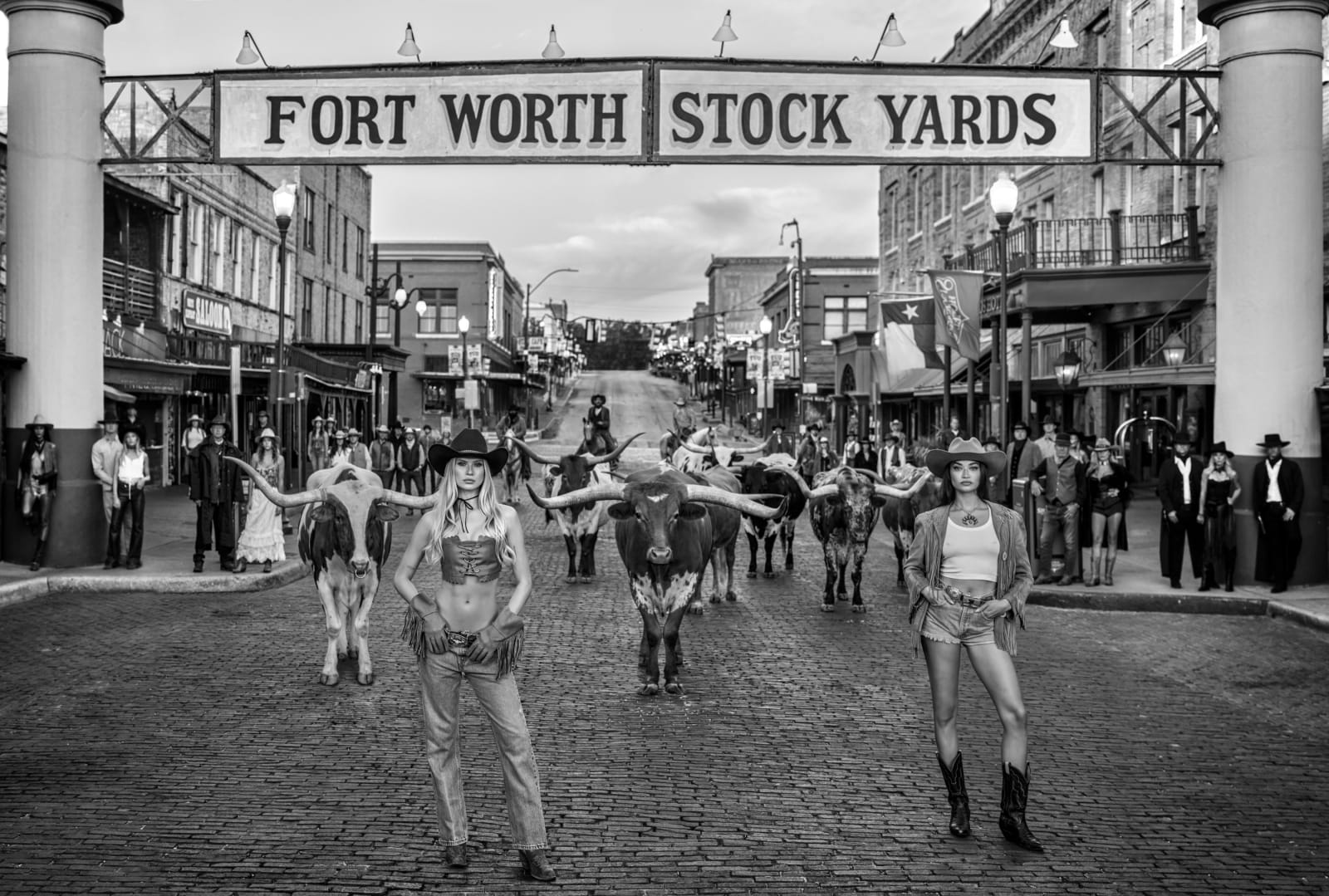 David Yarrow, All Nighter in Cowtown