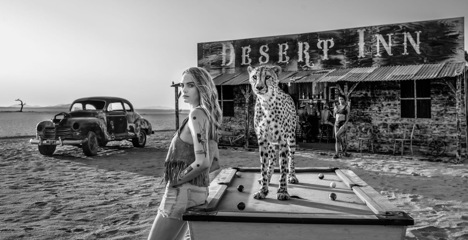 David Yarrow, Rack 'Em Up (B&W)