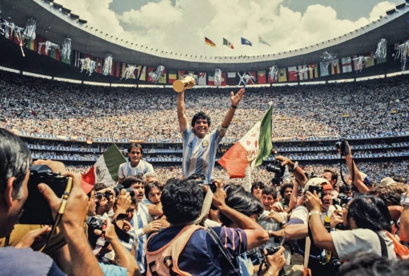 David Yarrow, Maradona (Color)