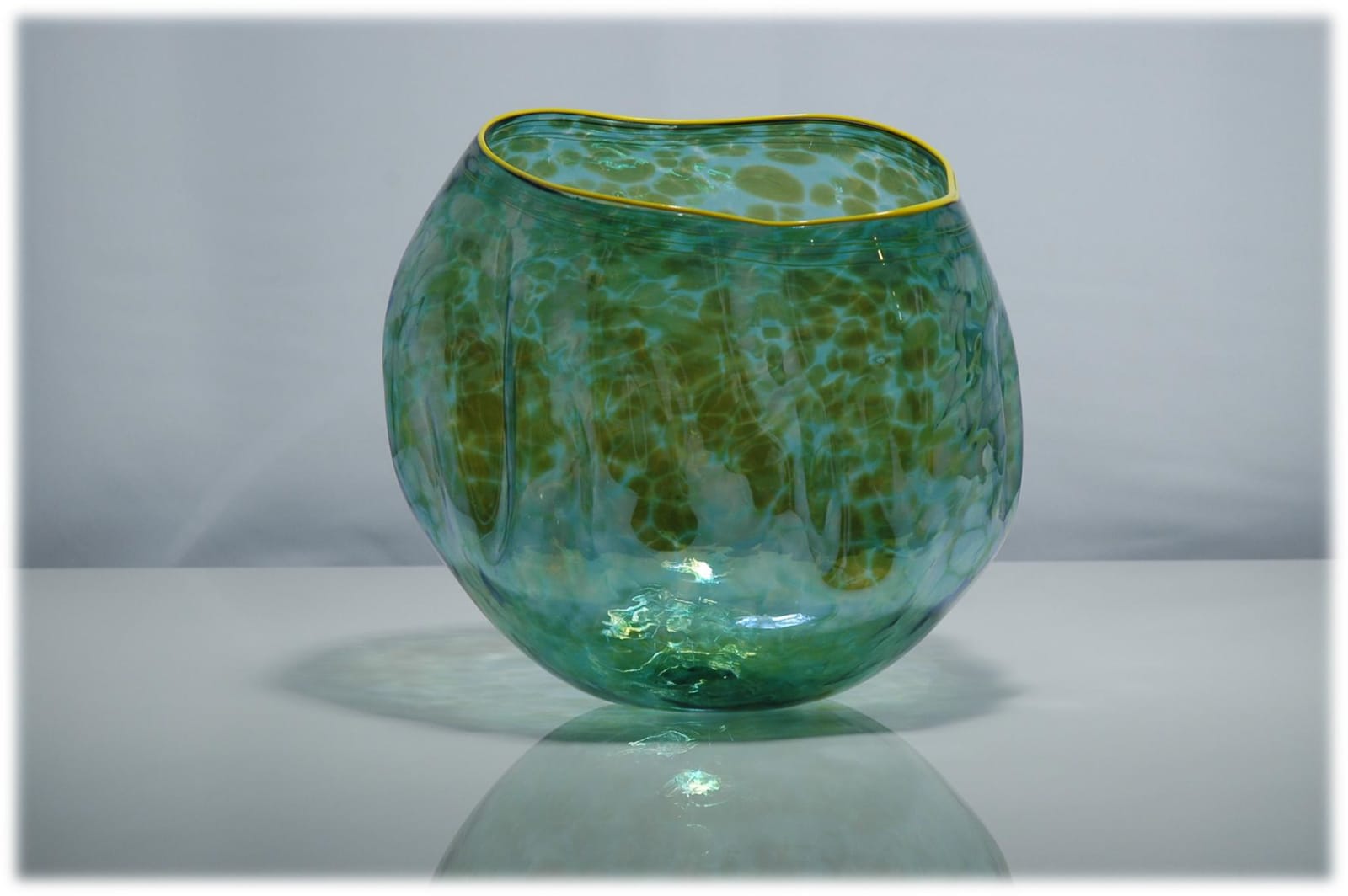 Robert Kaindl, Emerald Green With Platinum