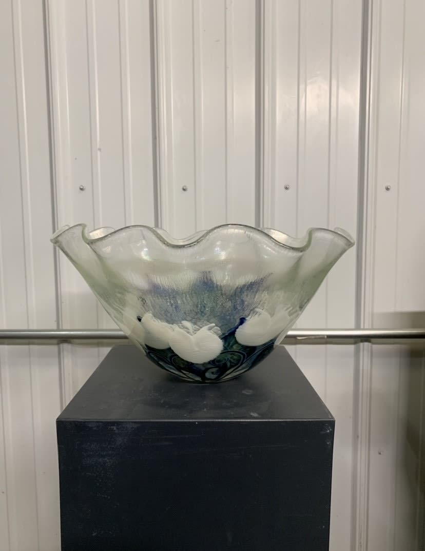Tim Lotton, Verre de Soie Bowl with White Bleeding Hearts