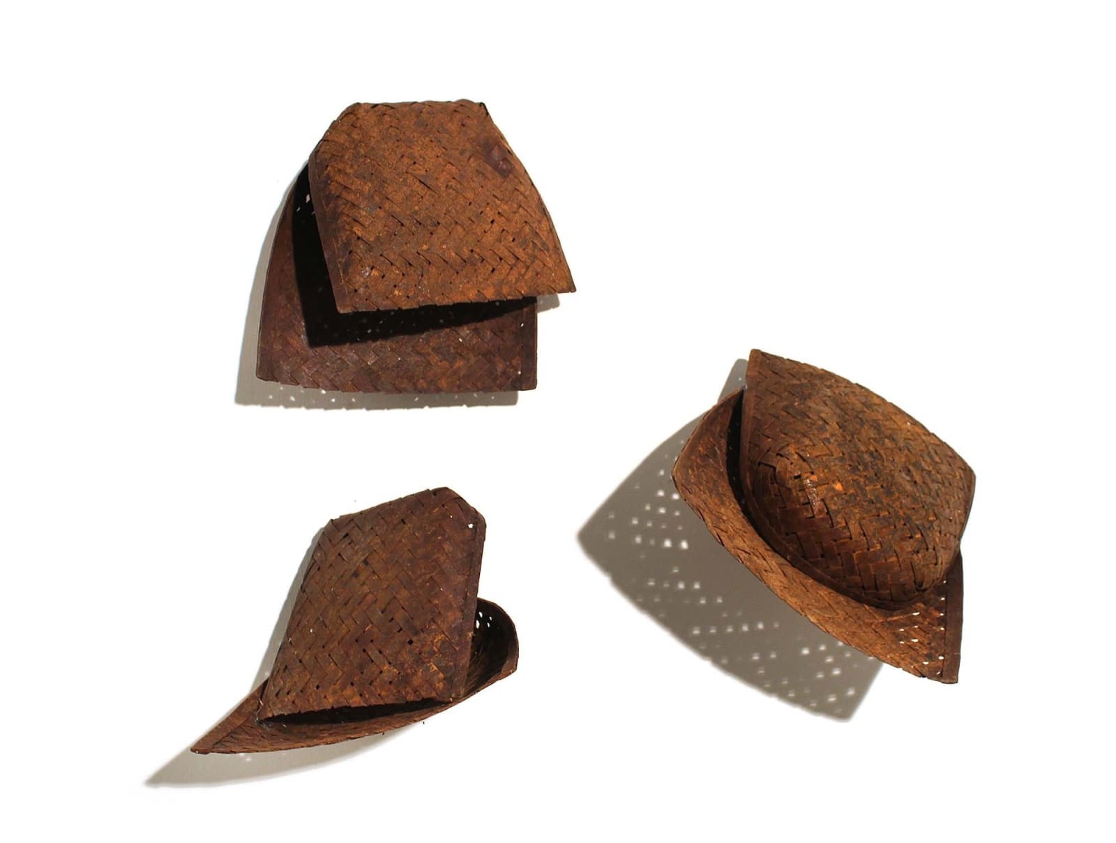 Shambhavi Singh, छुपे किस्से, Hidden Tales (3 piece installation), 2019