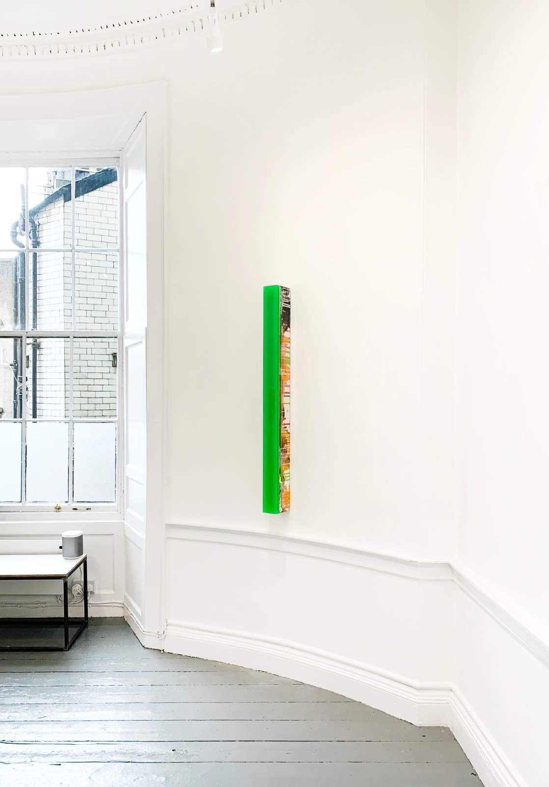 Contemporary artist Ivan De Menis artwork