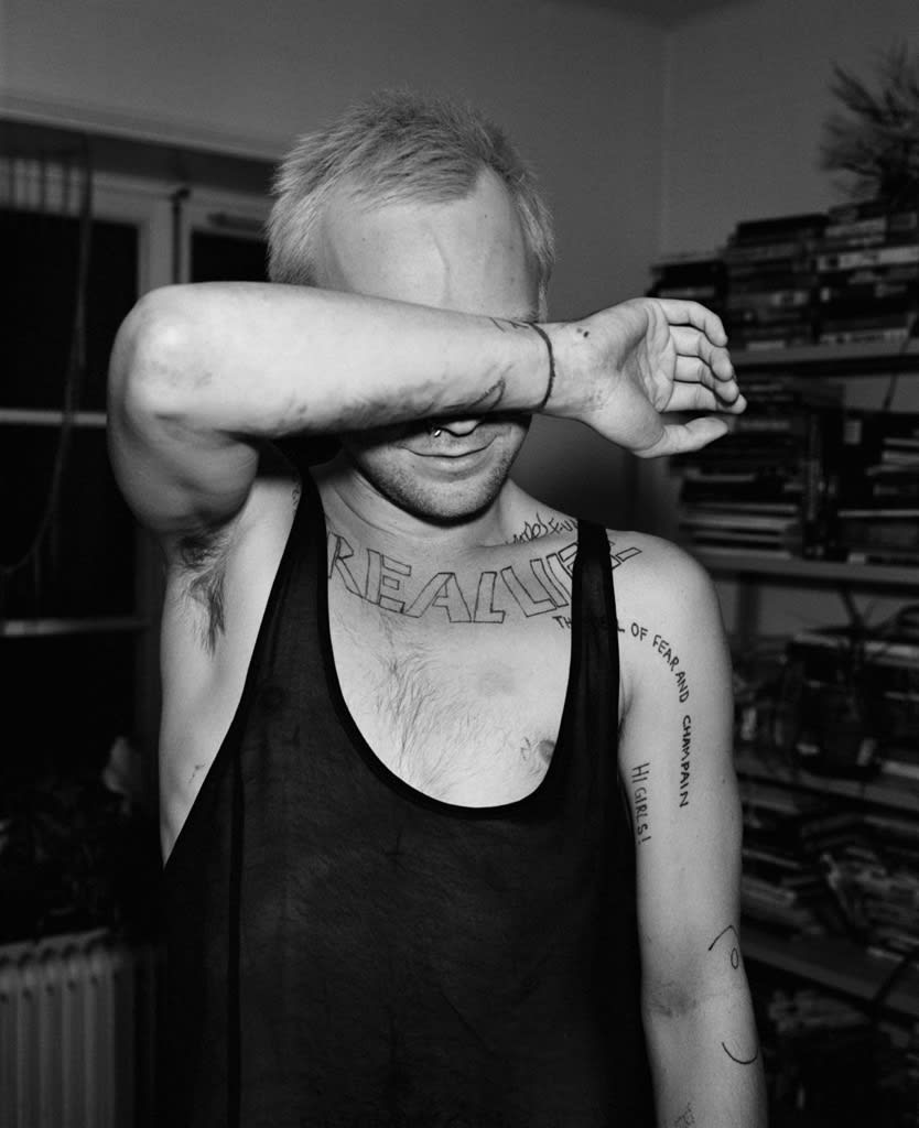 Santiago Mostyn, Blocked Arm Smile, 2012