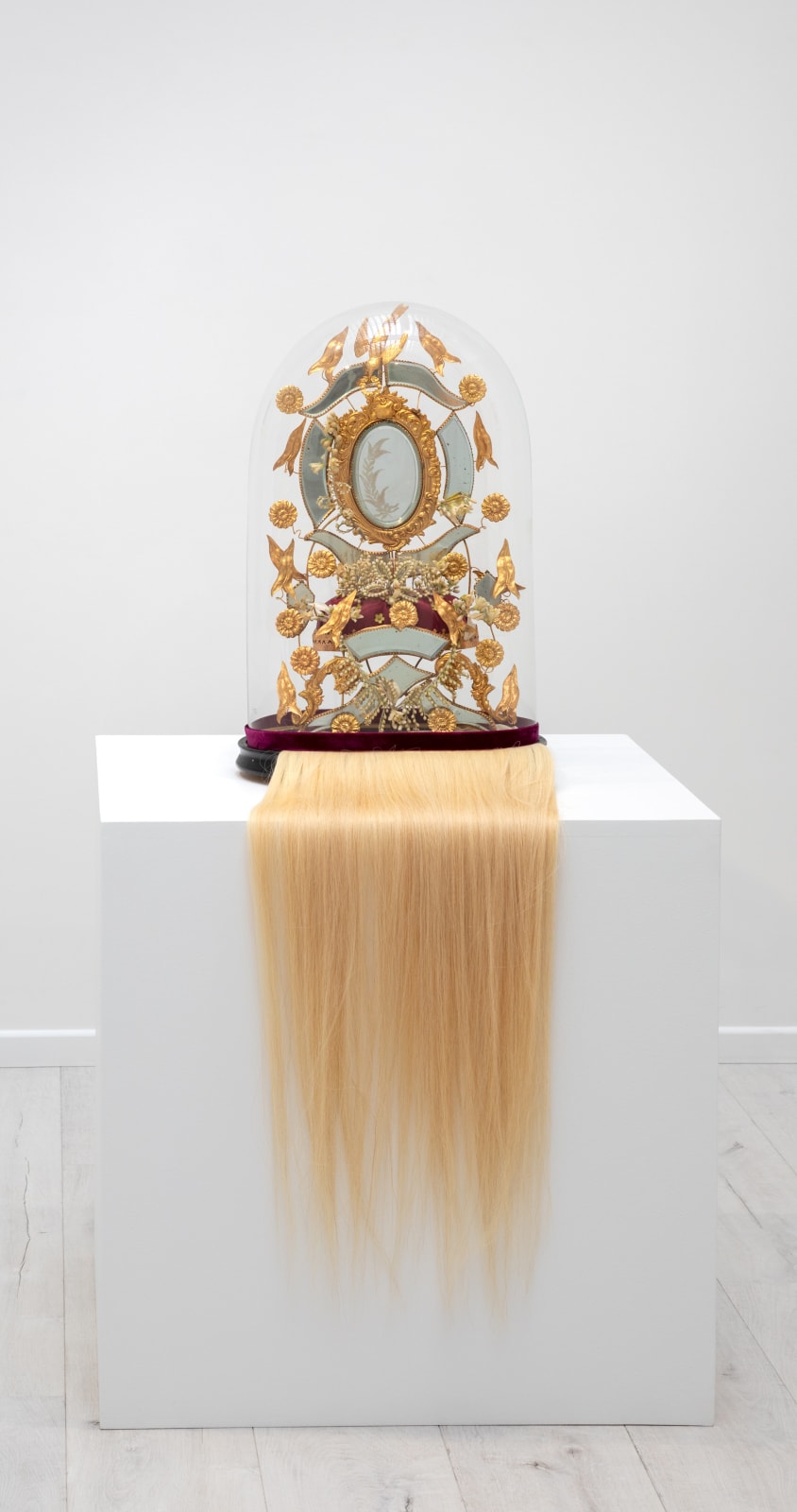 Linder, L'effet de la curiosité féminine, 2023