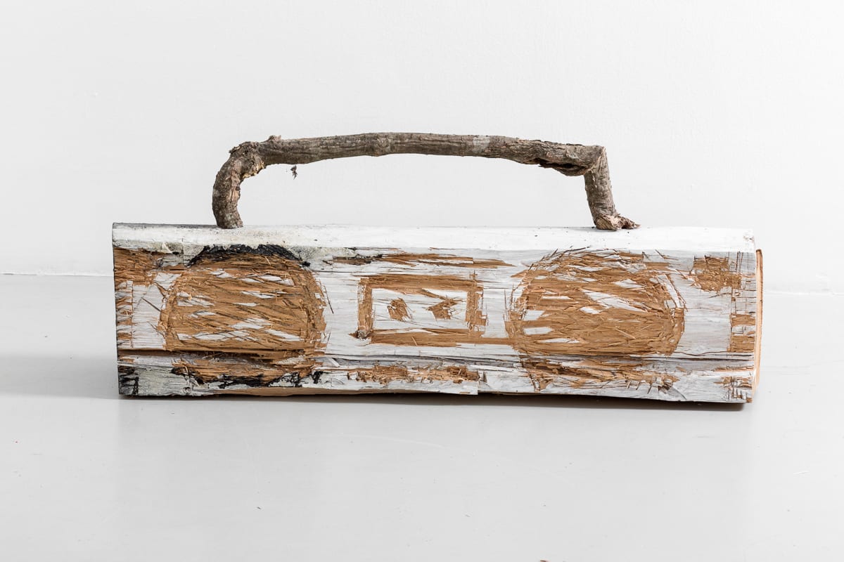 Нестор Энгельке, Wooden boombox | Деревянный магнитофон, 2020