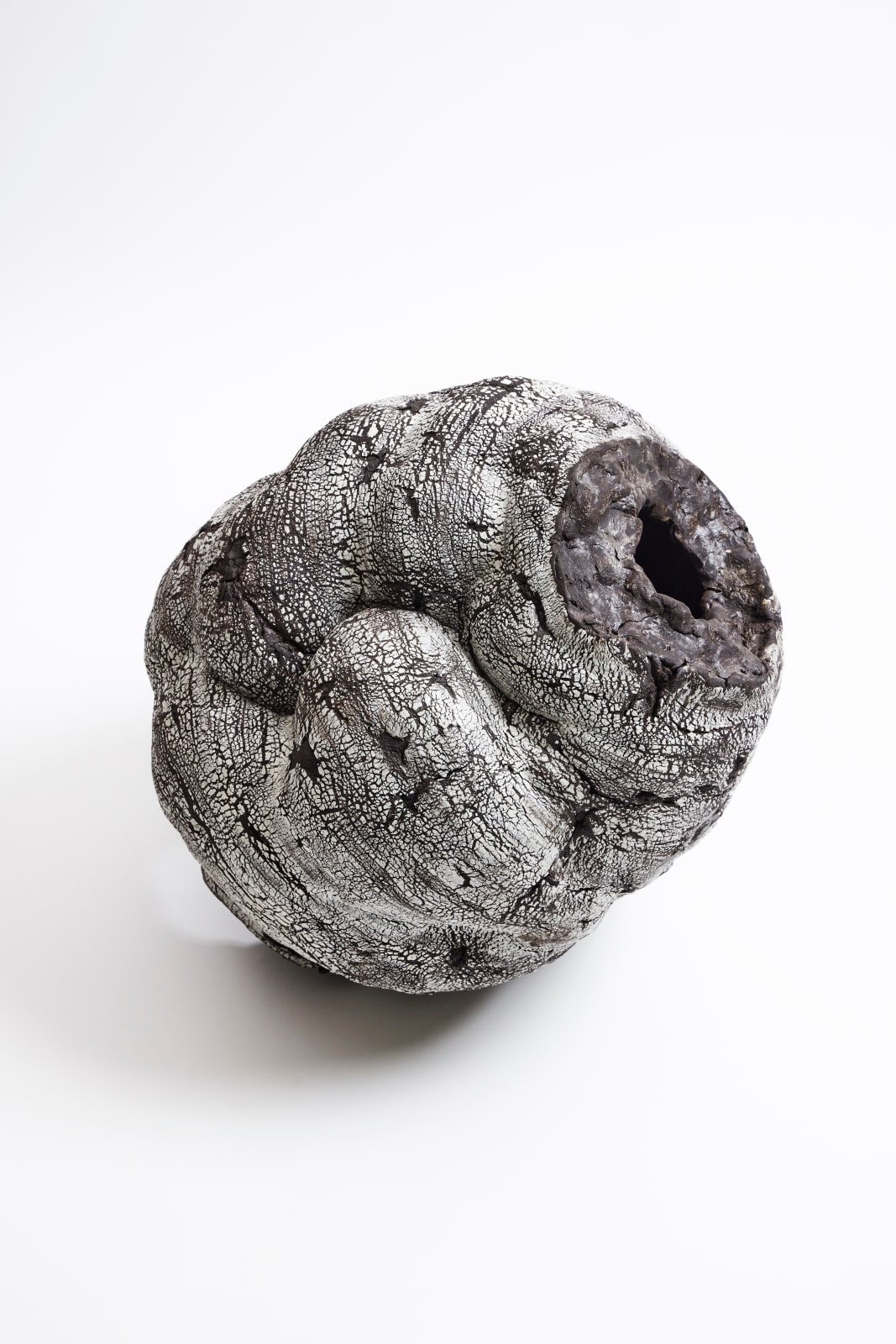 Yoshimi Futamura, Black Hole, 2025