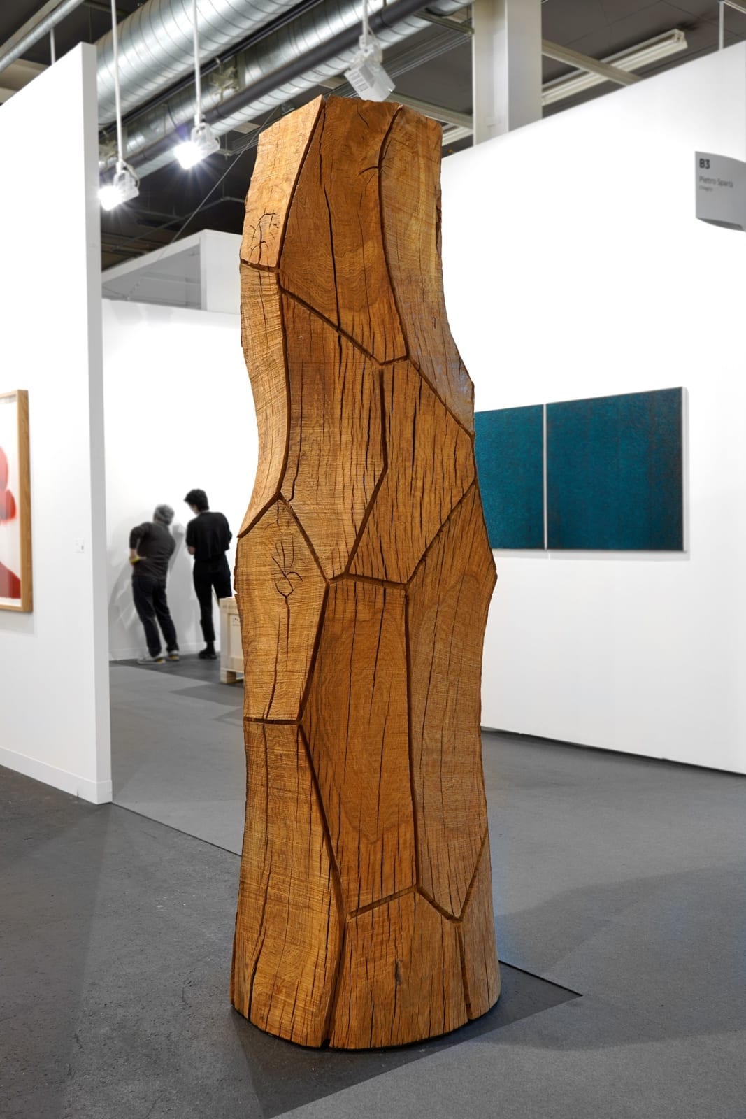 David Nash, Cut Corners Column, 2021